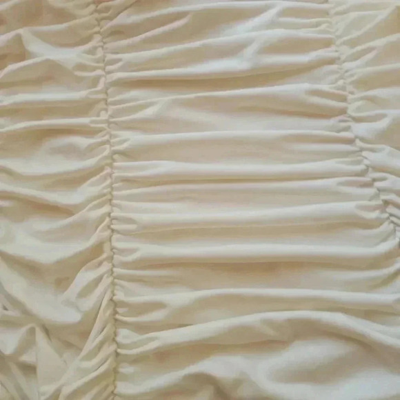 Cute Bo Ho Ivory Bra Top with Puffed Lacy Sleeves - Picture 3 of 6